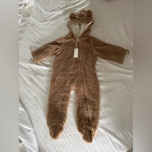 Quincy Mae Bear Jumpsuit Footie Beige NWT